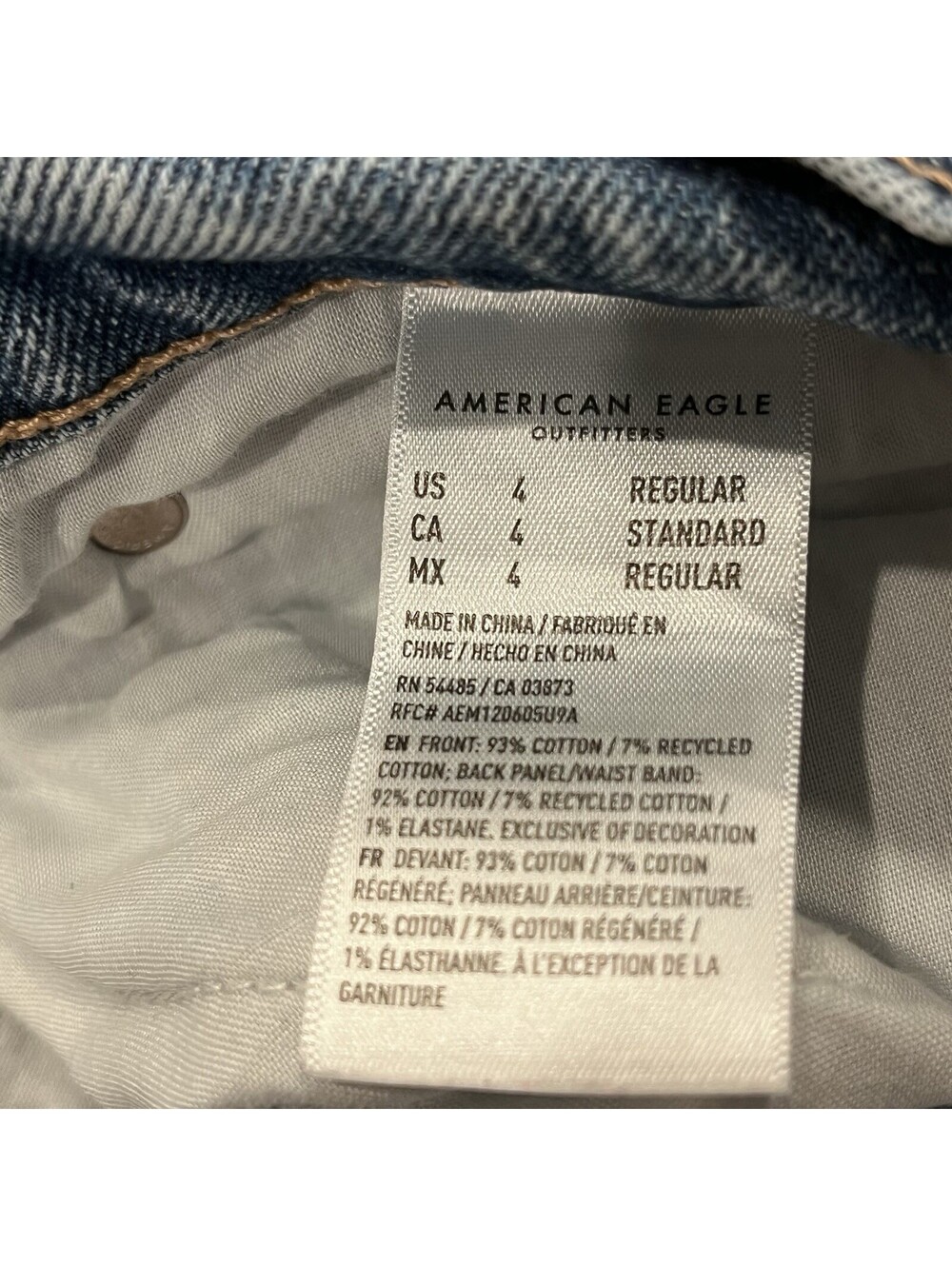 American Eagle 90s Straight Jeans Size 4 Distressed Ripped Medium Wash Y2K - Picture 7 of 9